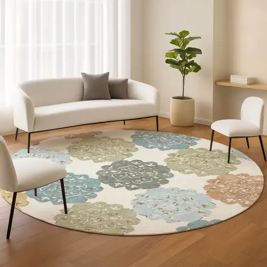 8' Pacific Blue Ivory And Copper Round Quatrefoil Washable Indoor Outdoor Area Rug Photo 9