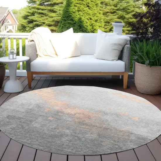 8' Peach And Charcoal Round Abstract Washable Indoor Outdoor Area Rug Photo 5