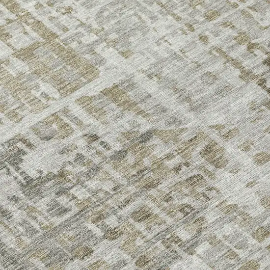 8' Pewter And Beige Round Geometric Washable Indoor Outdoor Area Rug Photo 9