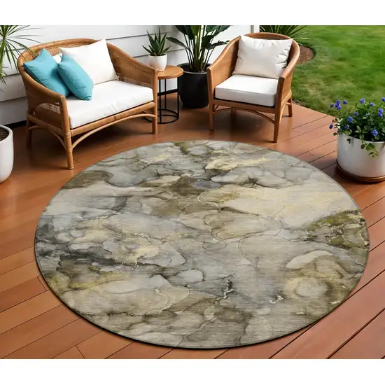 8' Pewter And Gold Round Abstract Washable Indoor Outdoor Area Rug Photo 2