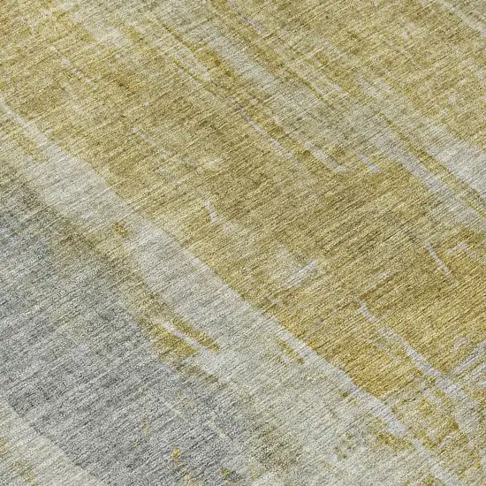 8' Pewter And Gold Round Abstract Washable Indoor Outdoor Area Rug Photo 9