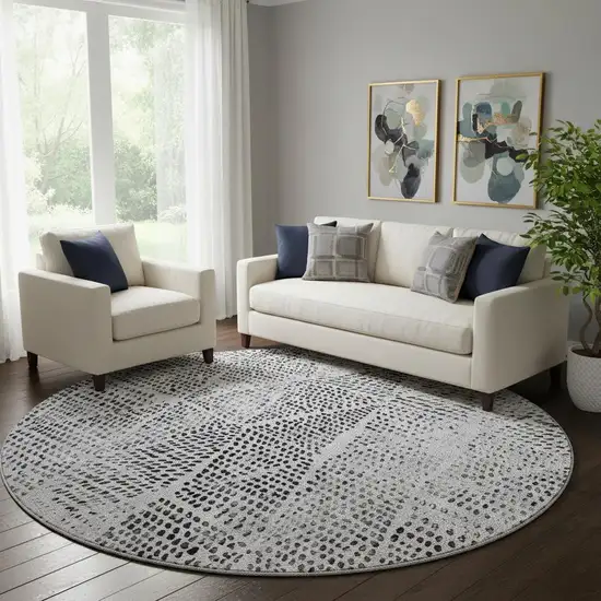 8' Pewter And Ivory Diamond Washable Round Rug With UV Protection Photo 1