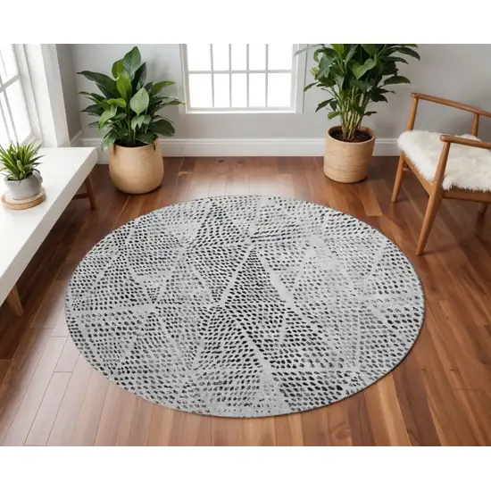 8' Pewter And Ivory Diamond Washable Round Rug With UV Protection Photo 2