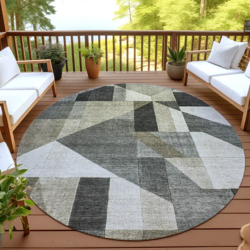 8' Pewter And Ivory Round Geometric Washable Indoor Outdoor Area Rug Photo 4
