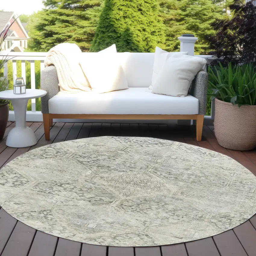 8' Pewter And Silver Round Geometric Washable Indoor Outdoor Area Rug Photo 5