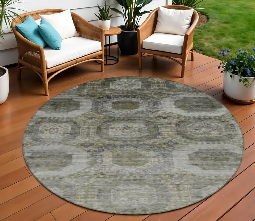 8' Pewter And Silver Round Medallion Washable Indoor Outdoor Area Rug Photo 2