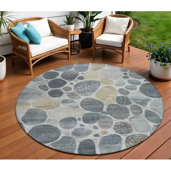 8' Pewter Beige And Ivory Round Geometric Washable Indoor Outdoor Area Rug Photo 2
