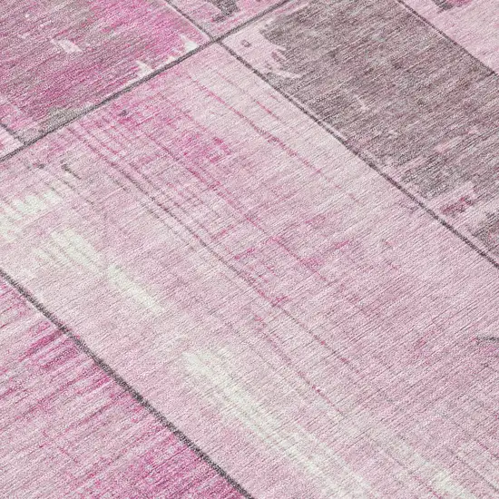 8' Pink And Gray Round Geometric Washable Indoor Outdoor Area Rug Photo 9