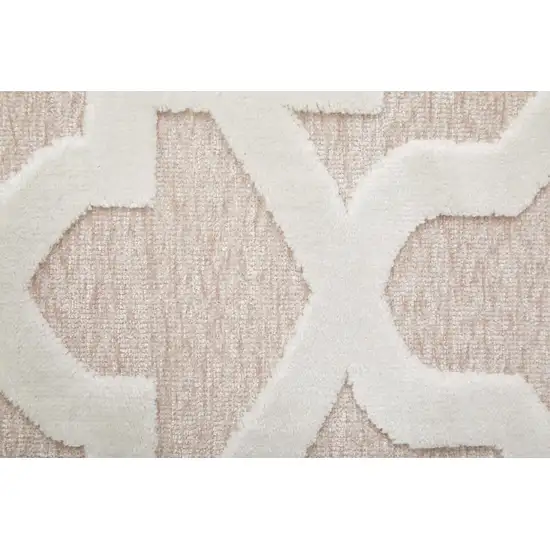 7' Pink And White Geometric Round Rug Photo 5