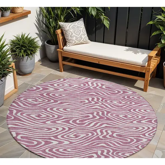 8' Plum And Ivory Round Abstract Washable Indoor Outdoor Area Rug Photo 1