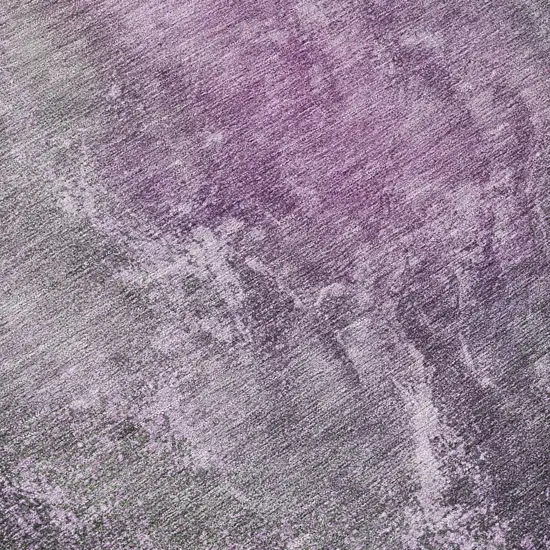 8' Plum And Ivory Round Abstract Washable Indoor Outdoor Area Rug Photo 9