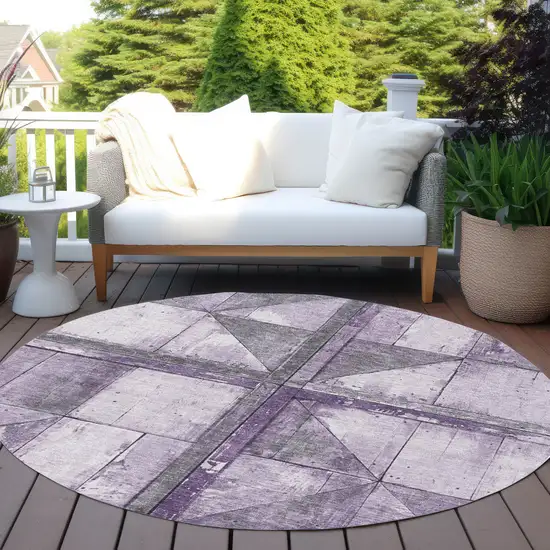 8' Purple And Gray Round Geometric Washable Indoor Outdoor Area Rug Photo 5