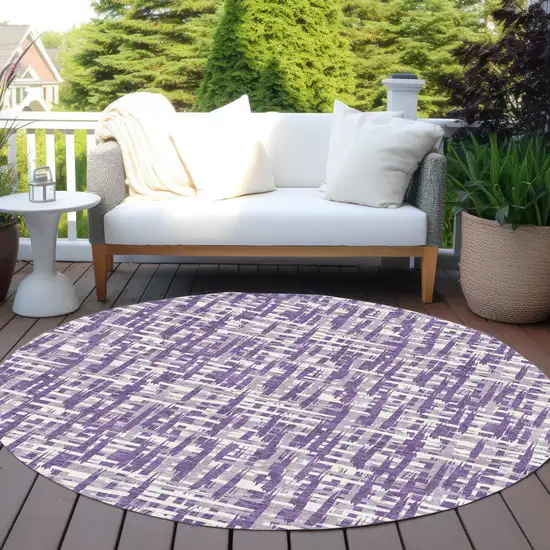 8' Purple And Lavender Round Abstract Washable Indoor Outdoor Area Rug Photo 7