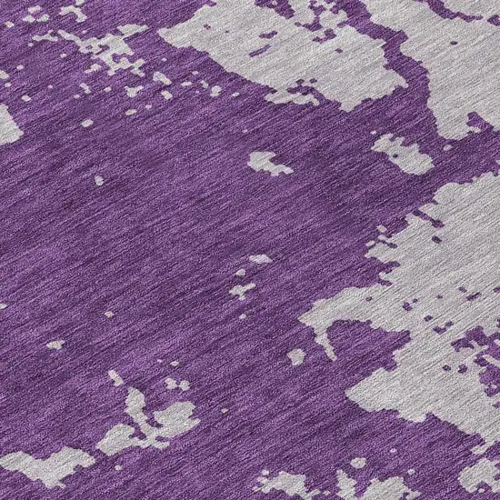 8' Purple And Lavender Round Abstract Washable Indoor Outdoor Area Rug Photo 8