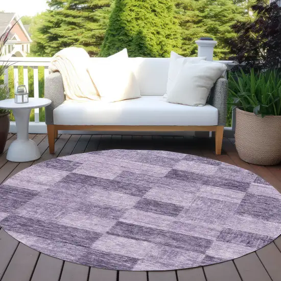 8' Purple And Lavender Round Geometric Washable Indoor Outdoor Area Rug Photo 7