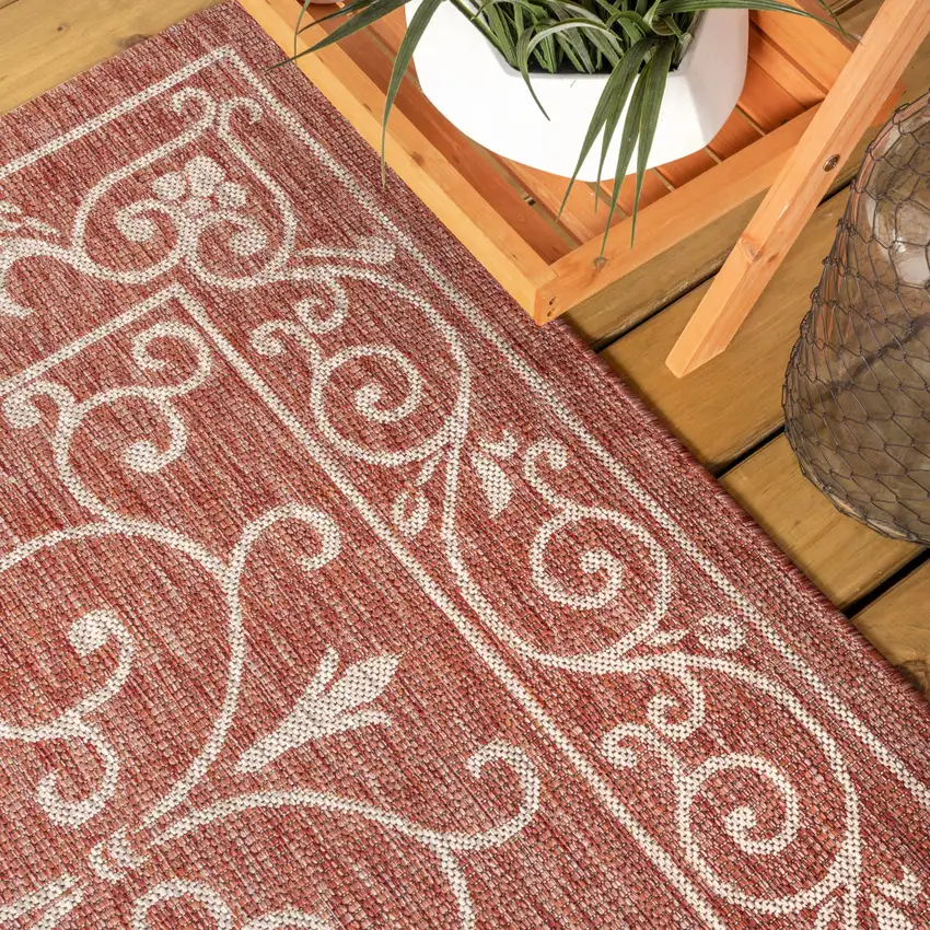 6' Red And Beige Round Medallion Indoor Outdoor Area Rug Photo 7