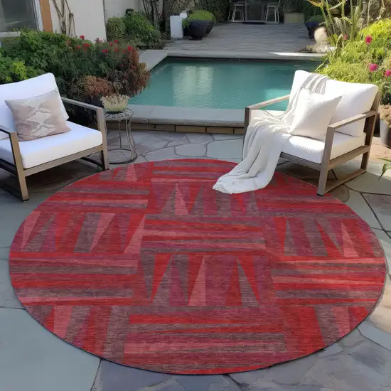 8' Red And Brown Round Geometric Washable Indoor Outdoor Area Rug Photo 6