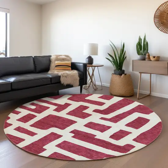8' Red And Ivory Round Abstract Washable Indoor Outdoor Area Rug Photo 8