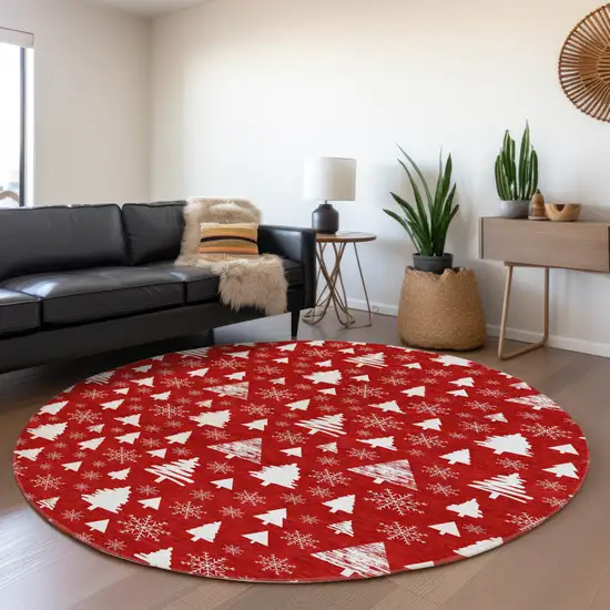 8' Red And Ivory Round Botanical Leaves Washable Indoor Outdoor Area Rug Photo 6