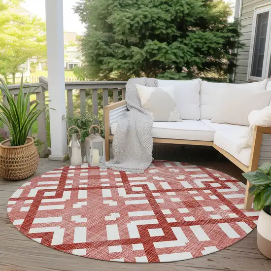 8' Red And Ivory Round Geometric Washable Indoor Outdoor Area Rug Photo 6