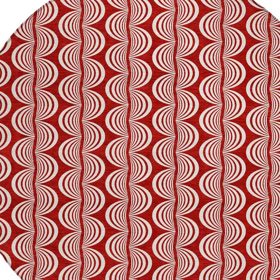8' Red And Ivory Round Ogee Washable Indoor Outdoor Area Rug Photo 5