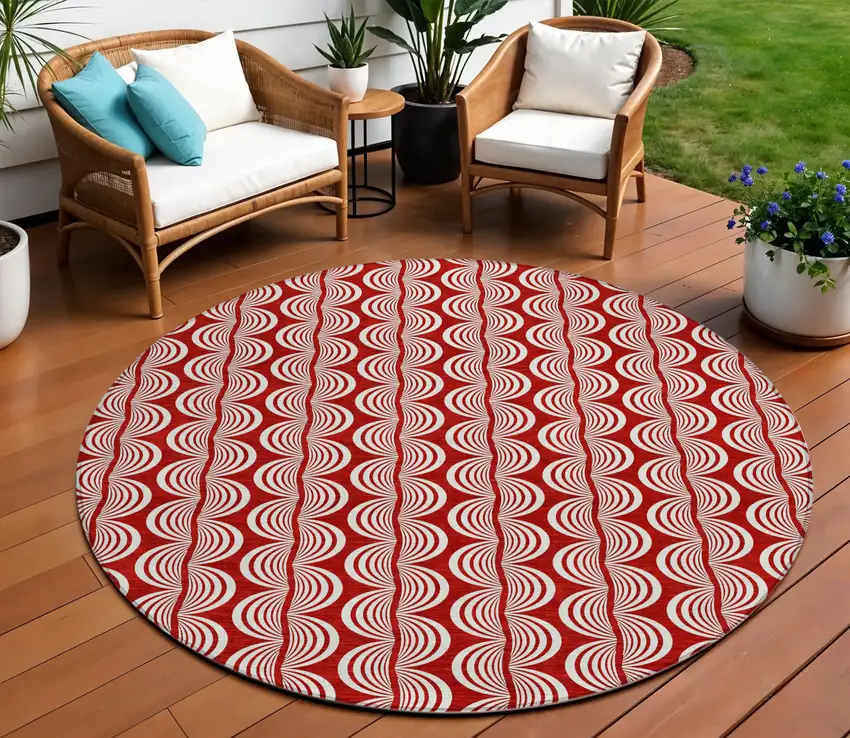 8' Red And Ivory Round Ogee Washable Indoor Outdoor Area Rug Photo 1
