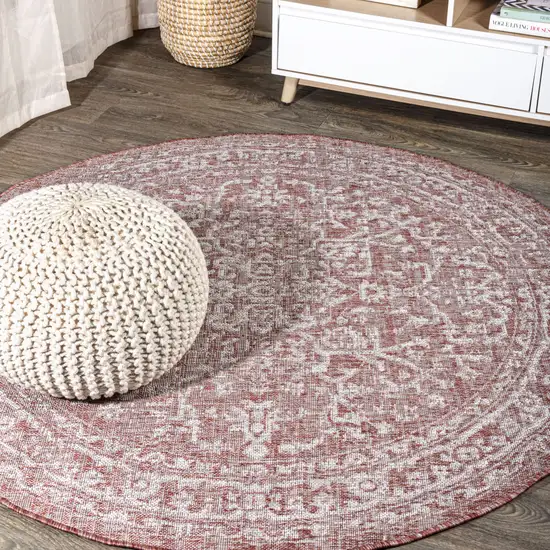 6' Red And Taupe Round Medallion Indoor Outdoor Area Rug Photo 4