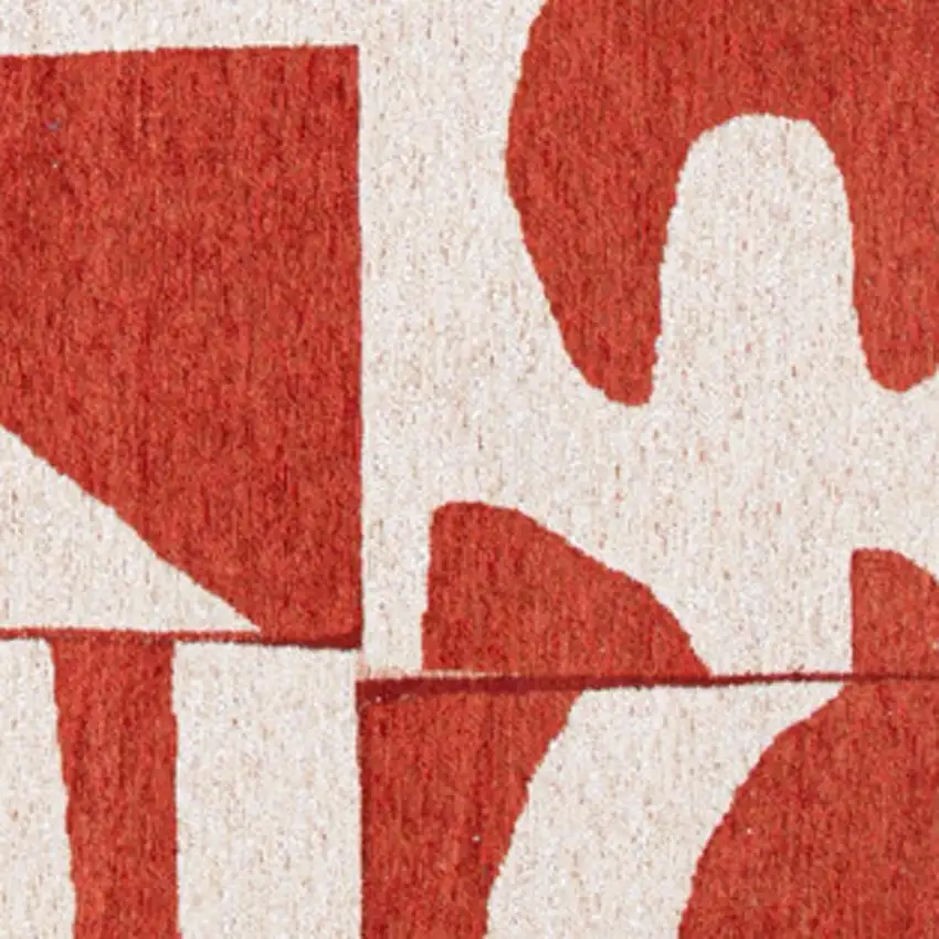 5' Red And White Geometric Washable Round Rug Photo 3