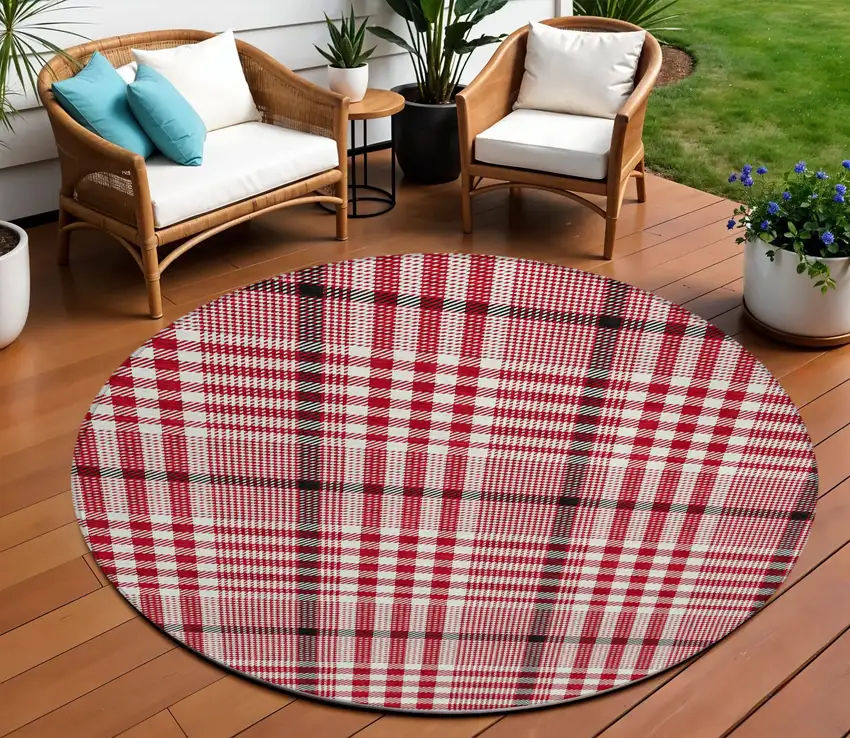 8' Red Black And Ivory Round Plaid Washable Indoor Outdoor Area Rug Photo 1