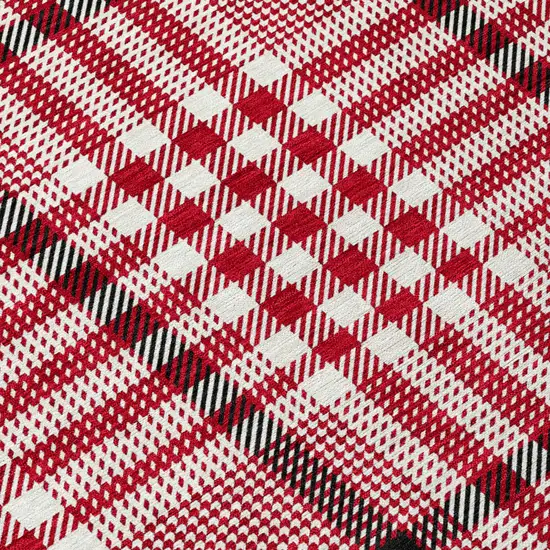 8' Red Black And Ivory Round Plaid Washable Indoor Outdoor Area Rug Photo 9