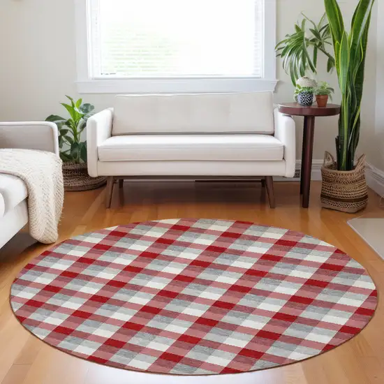 8' Red Gray And Beige Round Plaid Washable Indoor Outdoor Area Rug Photo 8