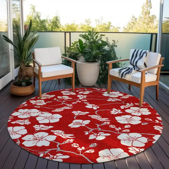 8' Red Ivory And Gray Round Floral Washable Indoor Outdoor Area Rug Photo 7