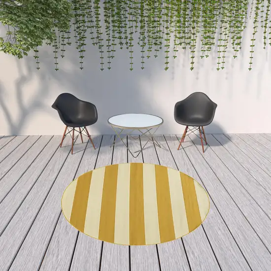 8' Round Gold Round Geometric Stain Resistant Indoor Outdoor Area Rug Photo 2