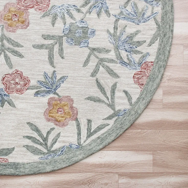 4' Round Gray Floral Traditional Area Rug Photo 3