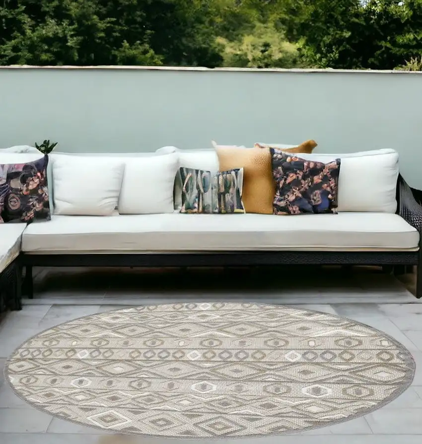 Gray And Ivory Round Southwestern Stain Resistant Indoor Outdoor Area Rug Photo 1