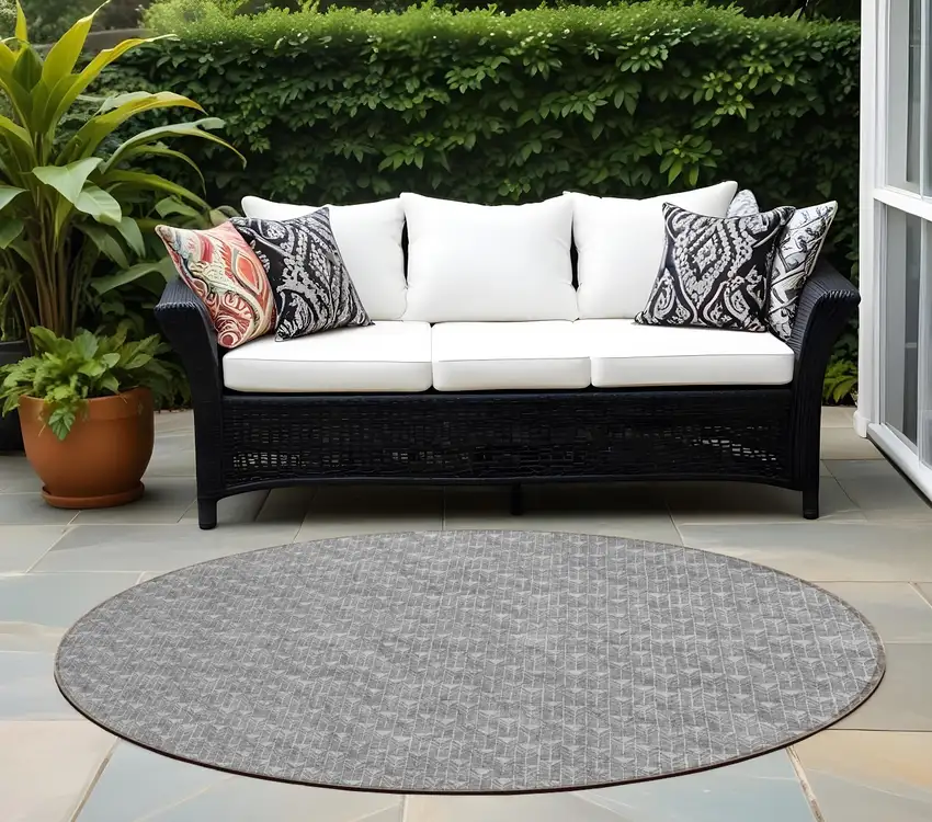 8' Round Gray Round Geometric Washable Non Skid Indoor Outdoor Area Rug Photo 1