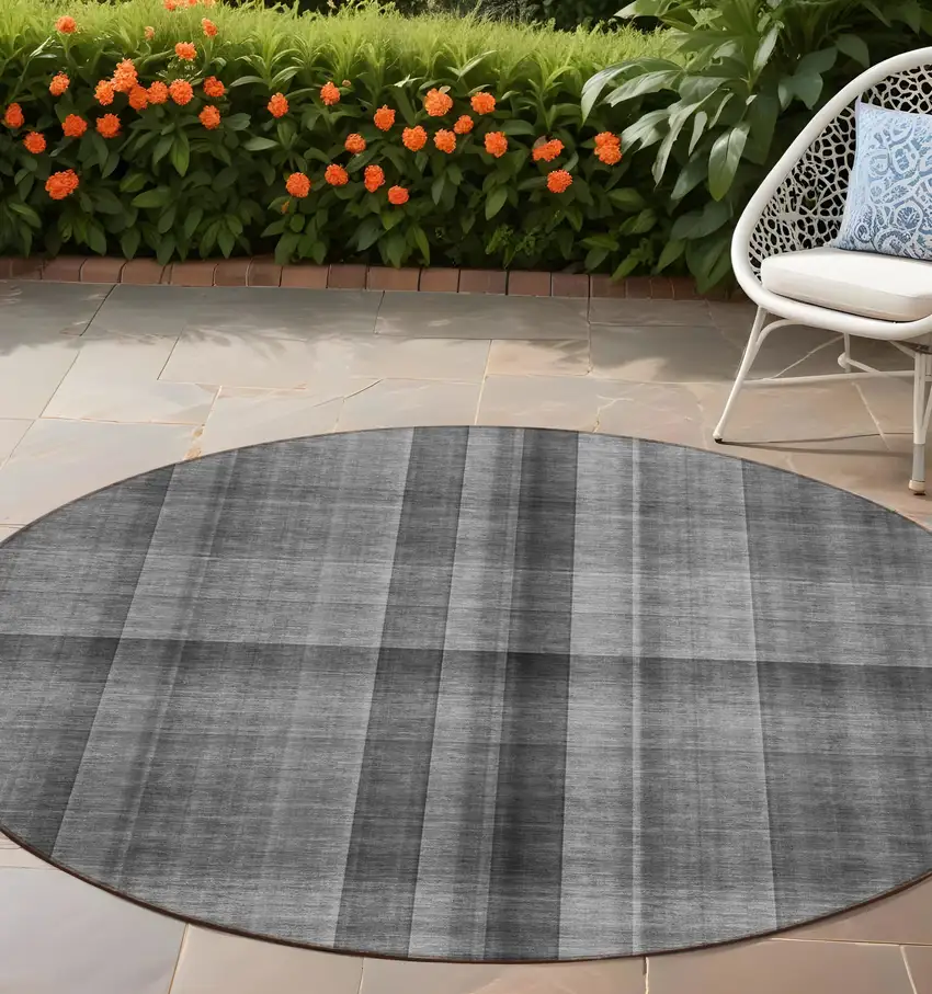 8' Round Gray Round Plaid Washable Non Skid Indoor Outdoor Area Rug Photo 1