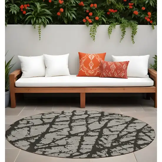 Gray and Black Round Abstract Washable Non Skid Indoor Outdoor Area Rug Photo 1