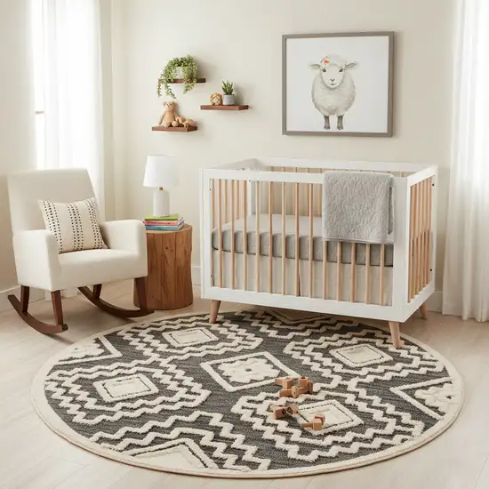 Gray and Cream Geometric Area Rug Photo 3