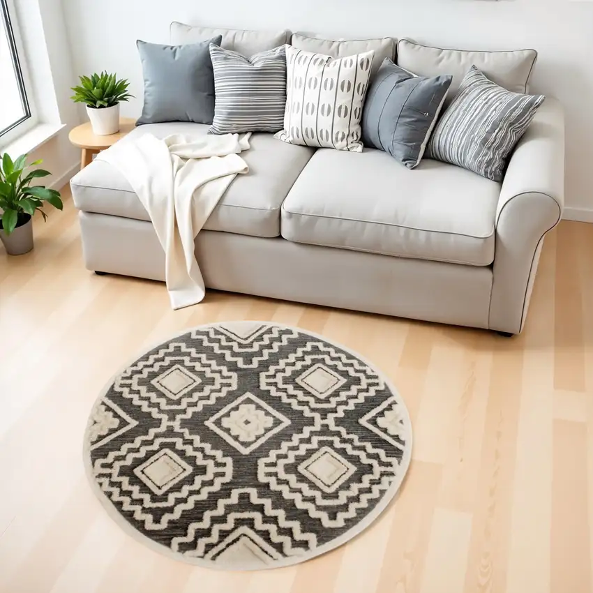 Gray and Cream Geometric Area Rug Photo 1