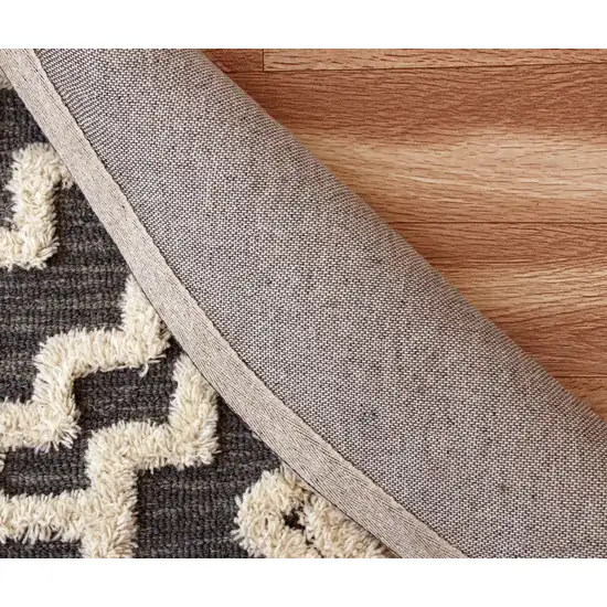 4' Round Gray and Cream Geometric Area Rug Photo 4