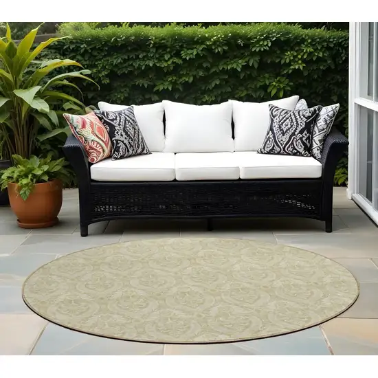 Light Green Round Damask Washable Non Skid Indoor Outdoor Area Rug Photo 1