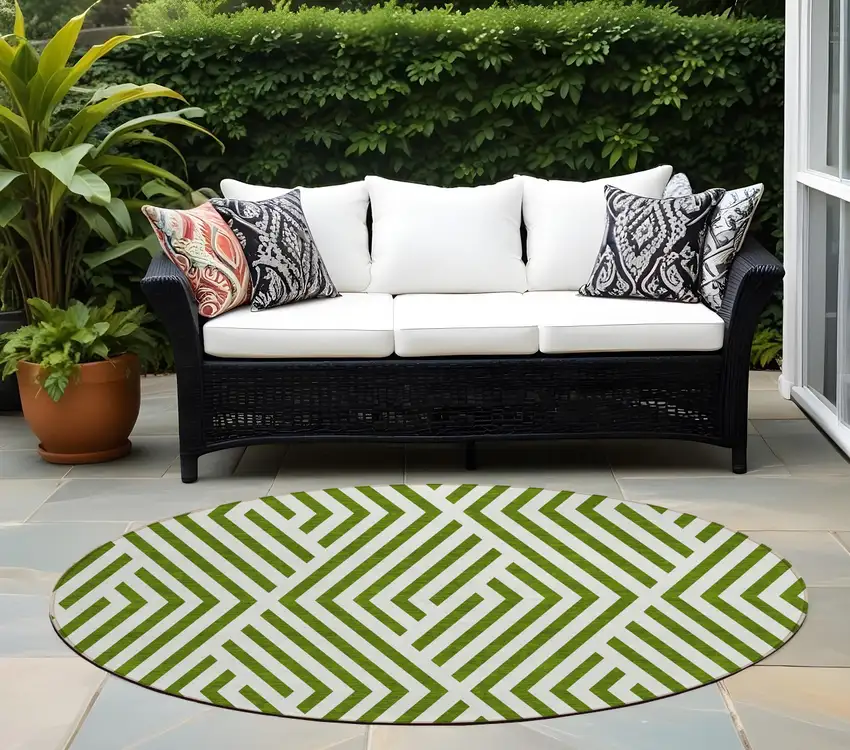 8' Round Lime Green and White Round Geometric Washable Non Skid Indoor Outdoor Area Rug Photo 1