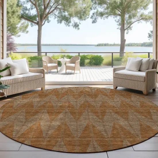 8' Rust And Beige Round Geometric Washable Indoor Outdoor Area Rug Photo 4