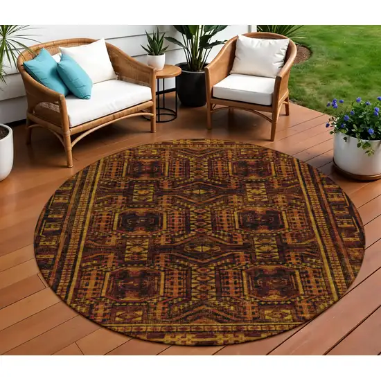 8' Rust And Gold Round Geometric Washable Indoor Outdoor Area Rug Photo 2