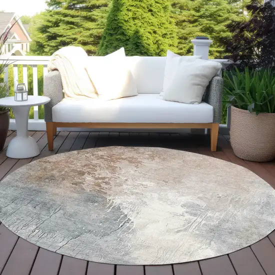 8' Rust And Gray Round Abstract Washable Indoor Outdoor Area Rug Photo 5