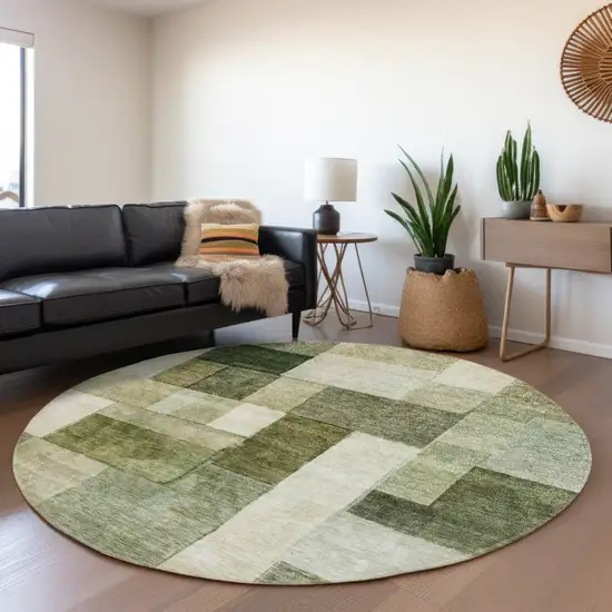 8' Sage And Fern Green Round Geometric Washable Indoor Outdoor Area Rug Photo 7