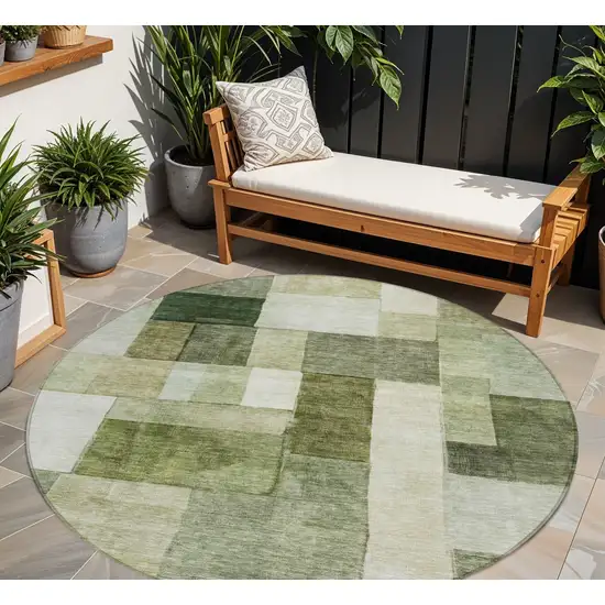 8' Sage And Fern Green Round Geometric Washable Indoor Outdoor Area Rug Photo 1