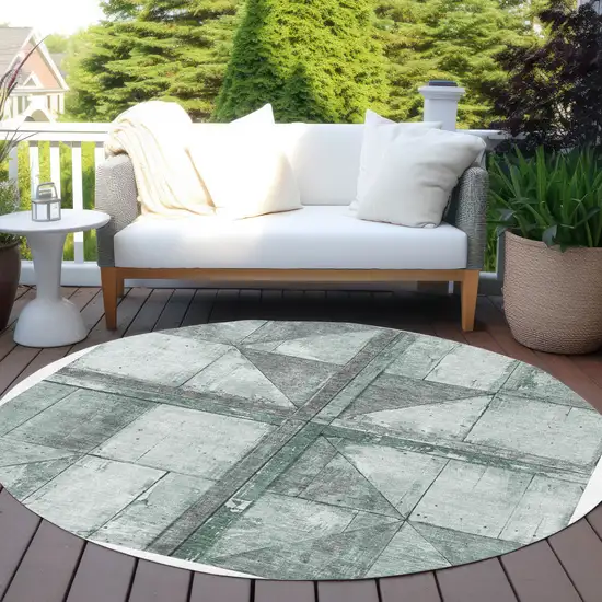 8' Sage And Gray Round Geometric Washable Indoor Outdoor Area Rug Photo 5