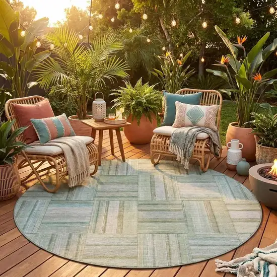 8' Sage And Green Round Geometric Washable Indoor Outdoor Area Rug Photo 1